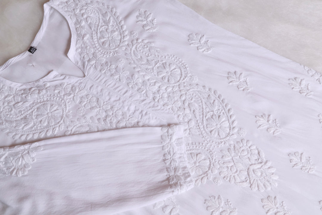 Mahnoor White Long Modal Kurta