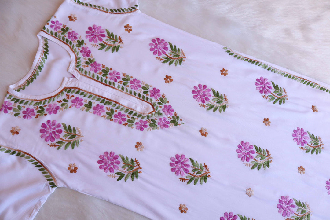 Gul-e-Jahaan White & Lavender Rayon Kurta - Noor Chikankari