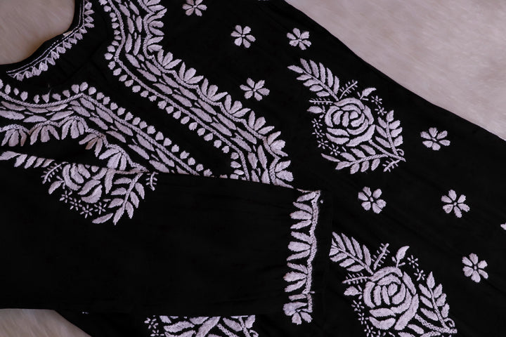 Anaisha Black Silk Crepe Kurta set