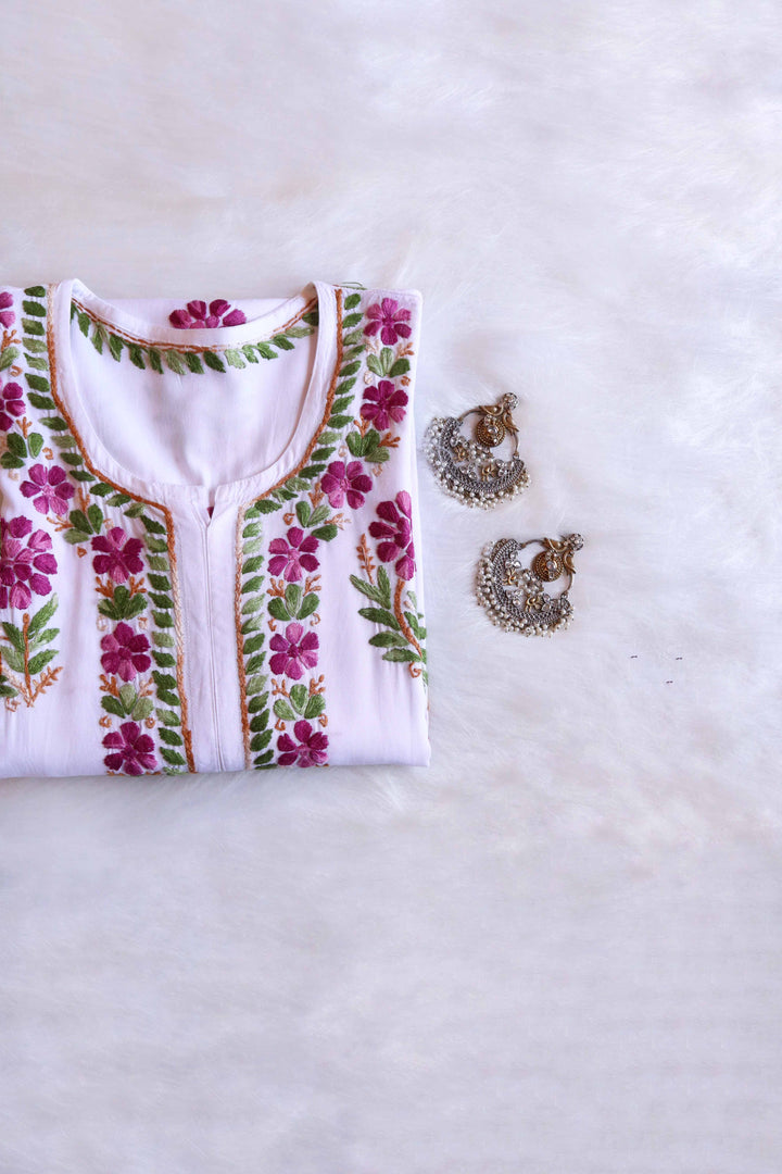 Gul-e-Jahaan White & Plum Rayon Kurta - Noor Chikankari