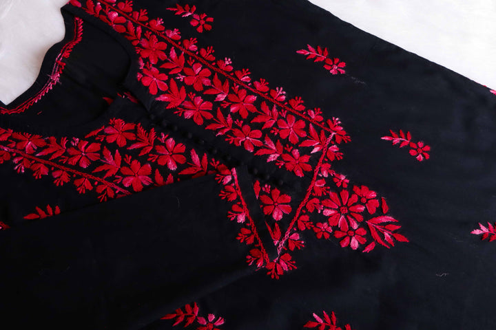 Gul-e-Jahaan Black & Red Cotton Kurta