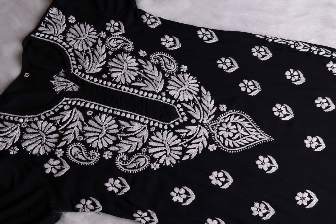 Mahnoor Black Long Modal Kurta