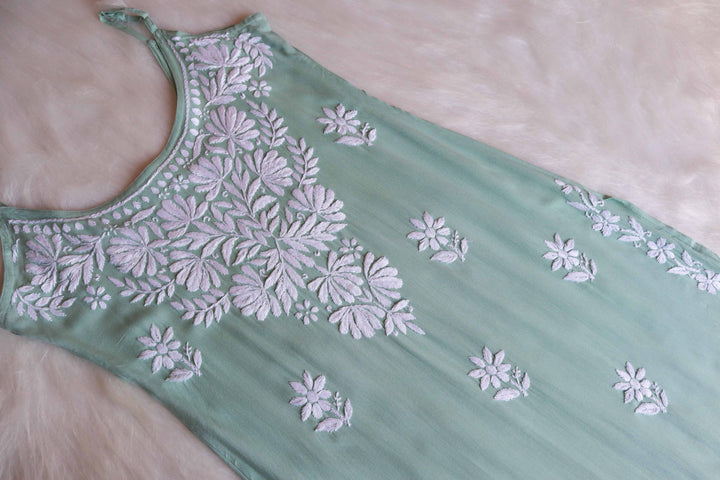 Mirha Pastel Green Sleeveless Rayon Kurta