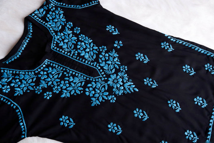 Gul-E-Jahaan Black & Royal Blue Short Rayon Kurta