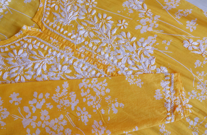 Farhaa Yellow Floral Long MulMul kurta