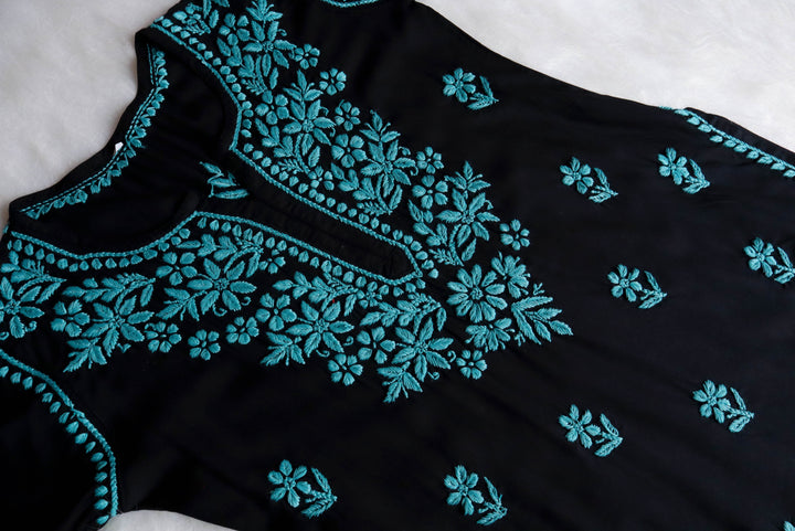 Gul-E-Jahaan Black & Teal Short Rayon Kurta