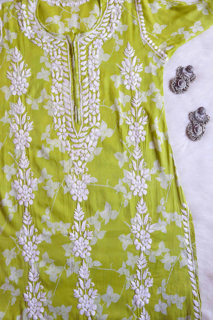 Farhaa Premium Green Floral Long MulMul kurta