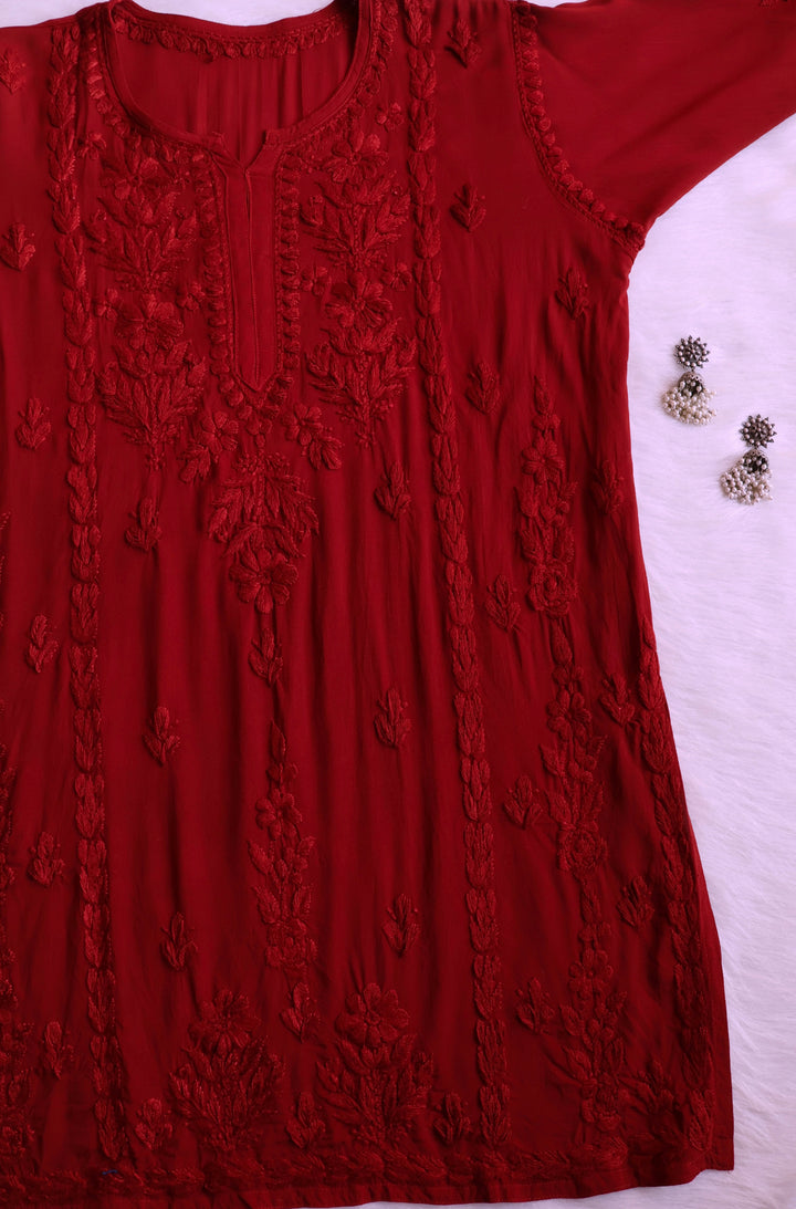 Mehreen Red Modal short top
