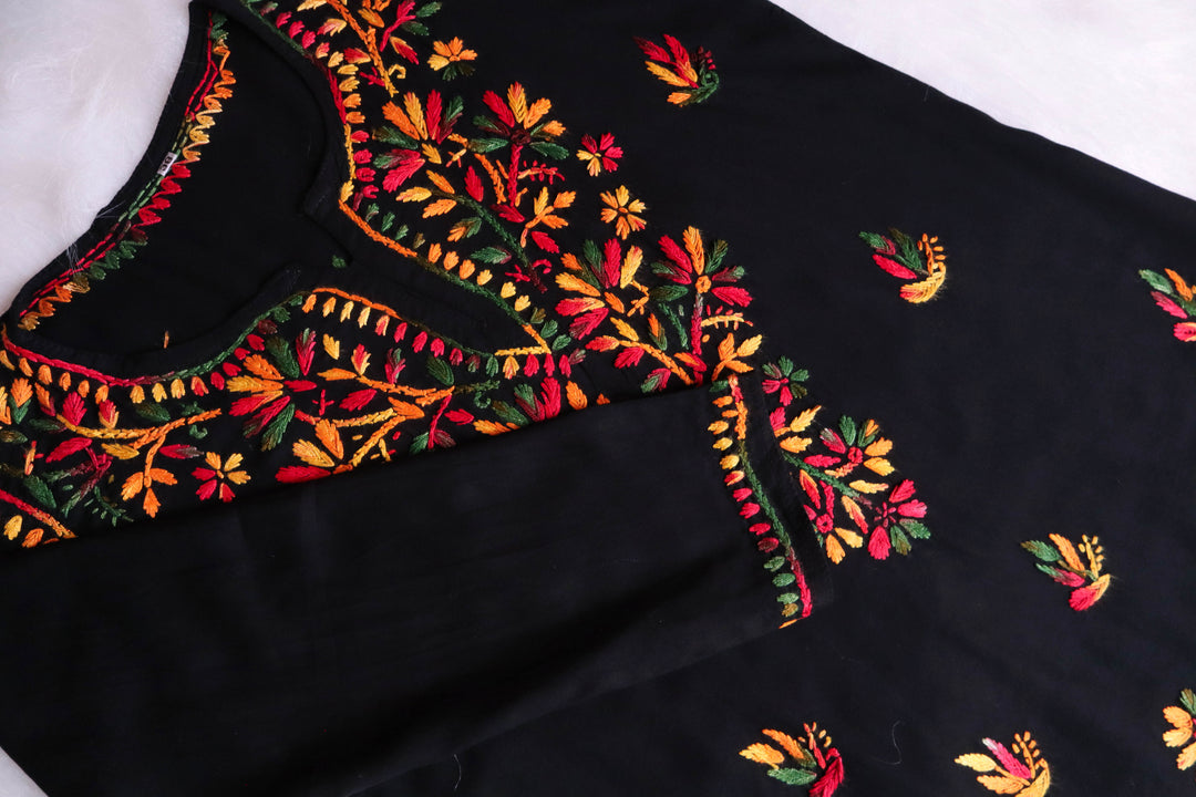 Aayat Black & Multicolored Short Rayon Kurta