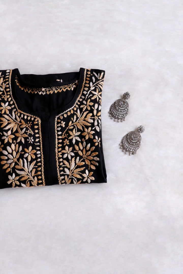Laiba Black & Beige Long Rayon kurta