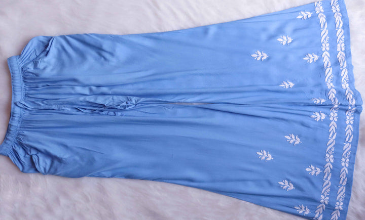 Raaha Ice Blue Sleeveless Rayon Kurta Pant set
