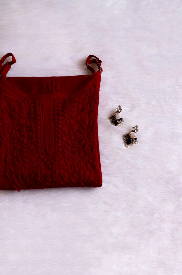 Hala Maroon Sleeveless Long Rayon Kurta