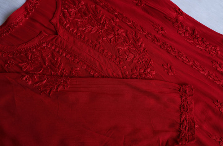 Mehreen Red Modal short top