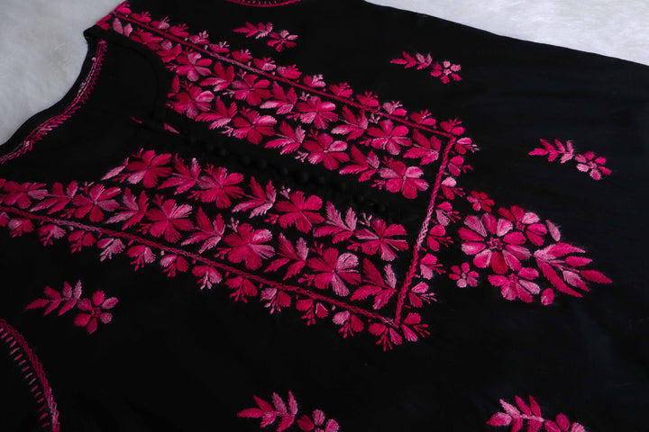 Gul-e-Jahaan Black & Hot Pink Cotton Kurta