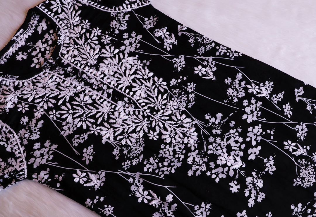 Farhaa Black Floral Long MulMul kurta