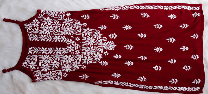 Raaha Maroon Sleeveless Rayon Kurta Pant set