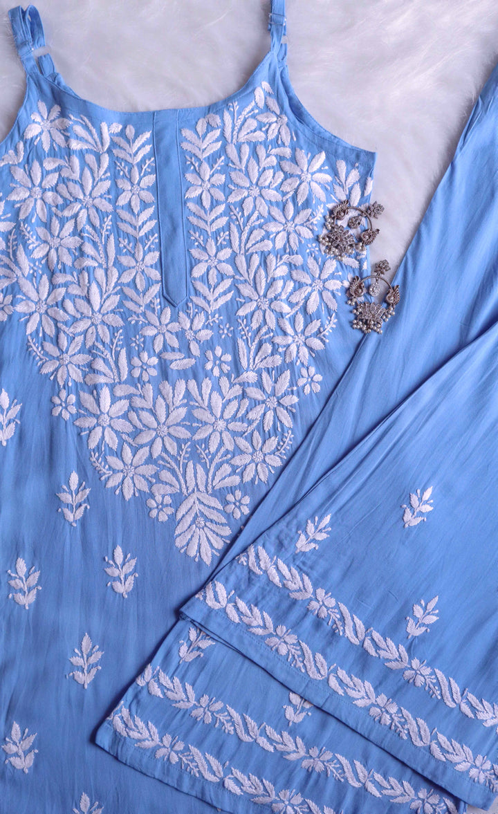 Raaha Ice Blue Sleeveless Rayon Kurta Pant set
