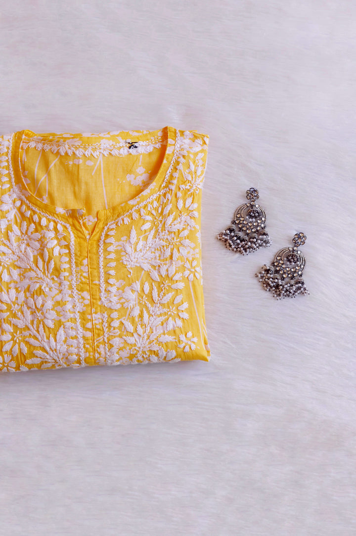 Farhaa Yellow Floral Long MulMul kurta