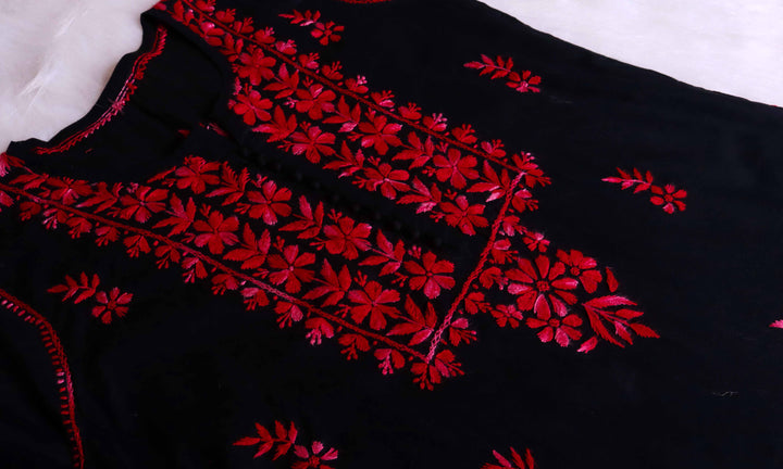 Gul-e-Jahaan Black & Red Cotton Kurta