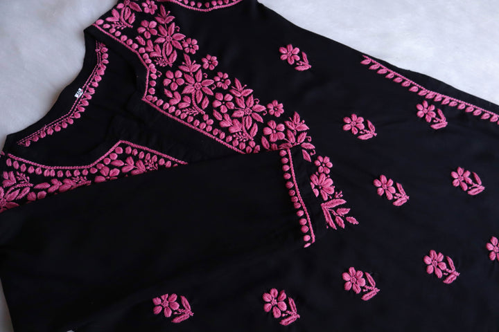 Gul-E-Jahaan Black & Pink Short Rayon Kurta
