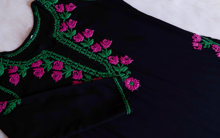 Gul-E-Jahaan Black & Deep Pink Rayon Kurta Set