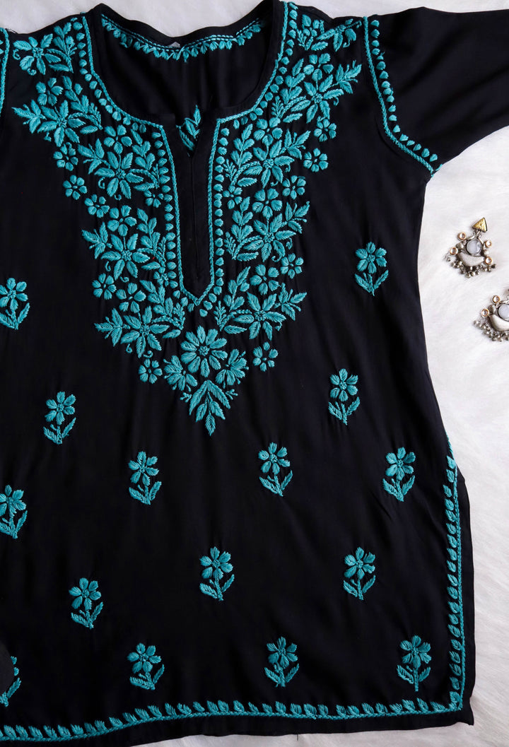 Gul-E-Jahaan Black & Teal Short Rayon Kurta