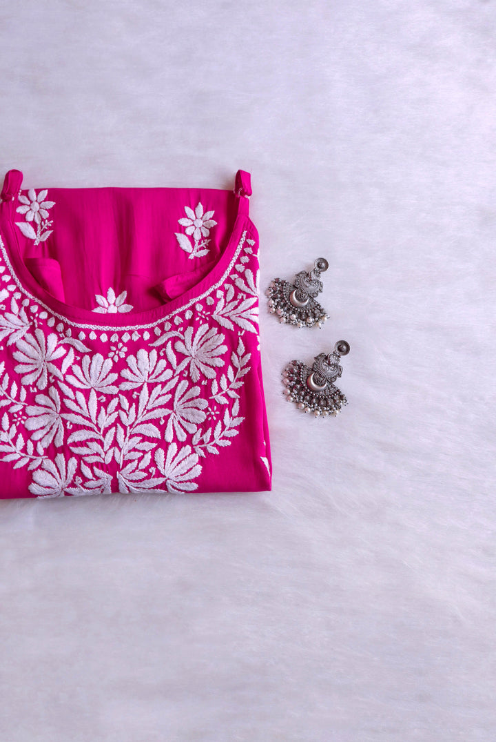 Mirha Deep Pink Sleeveless Rayon Kurta