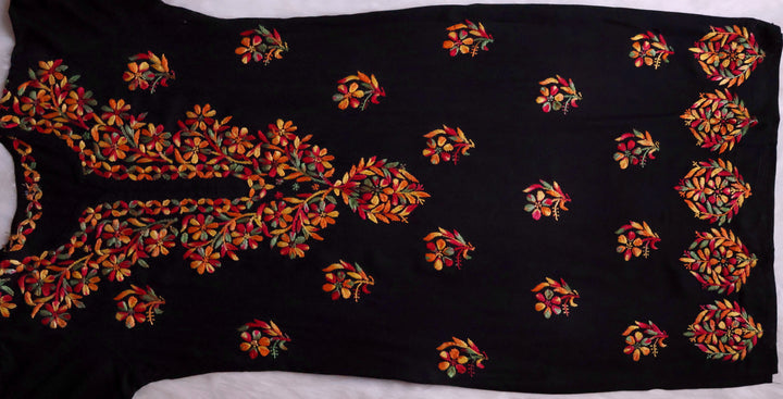 Laiba Black & Multicoloured Long Rayon kurta