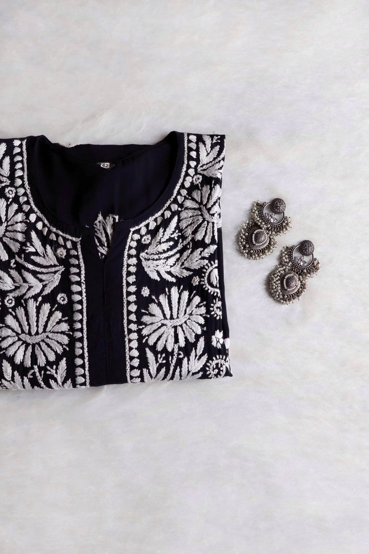 Mahnoor Black Long Modal Kurta
