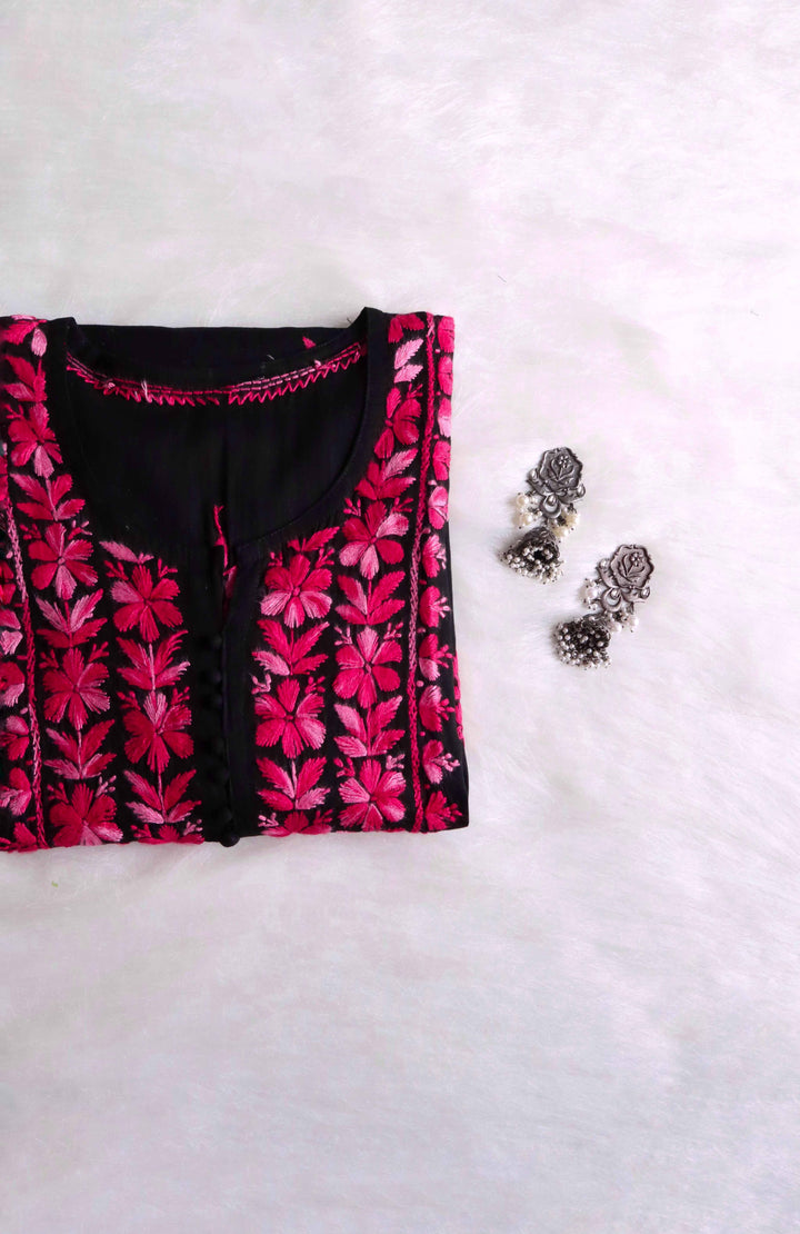 Gul-e-Jahaan Black & Hot Pink Cotton Kurta