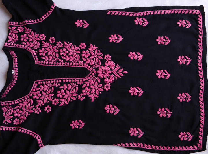 Gul-E-Jahaan Black & Pink Short Rayon Kurta