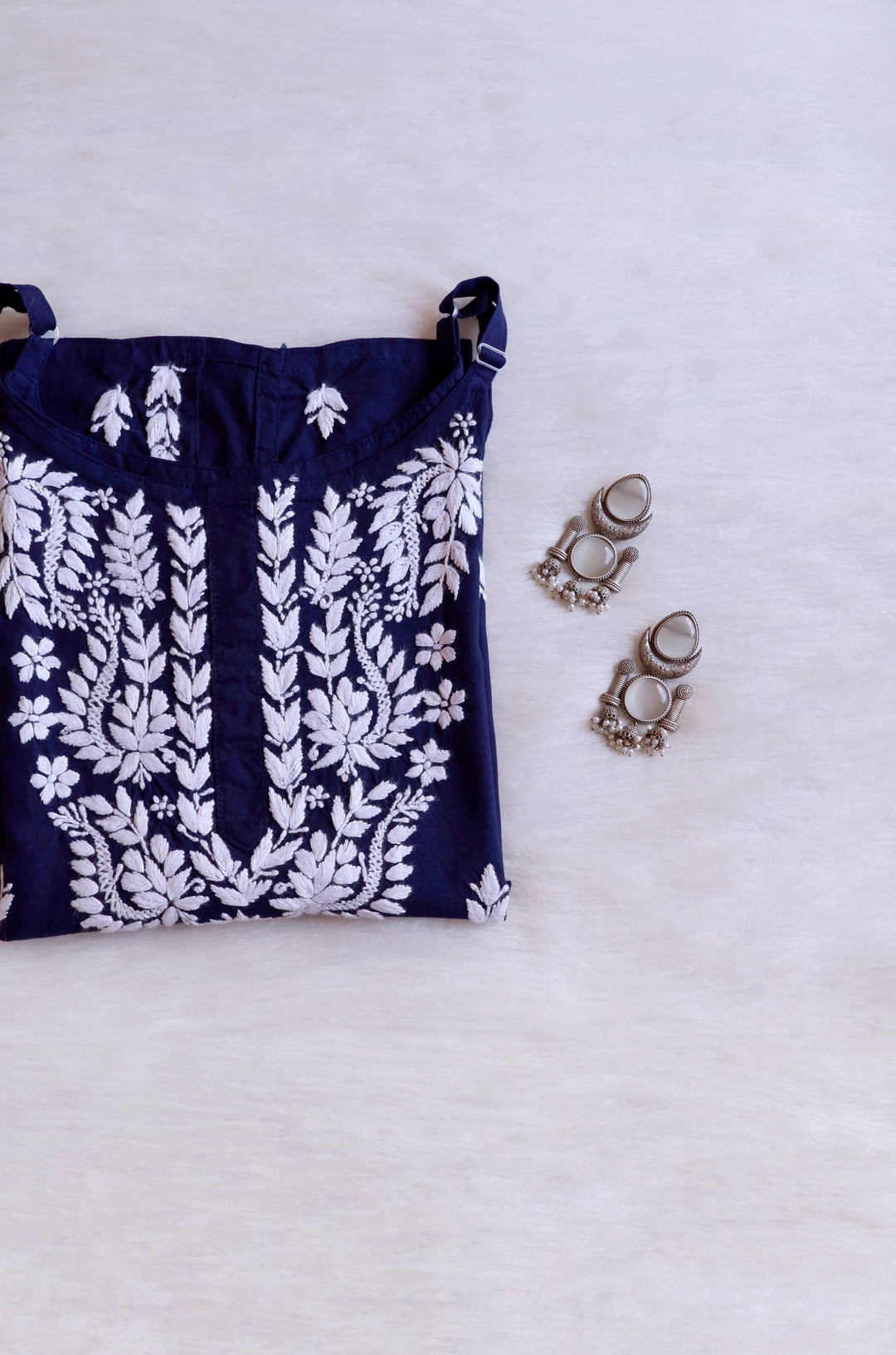 Mirha Navy Blue Short Sleeveless Kurta