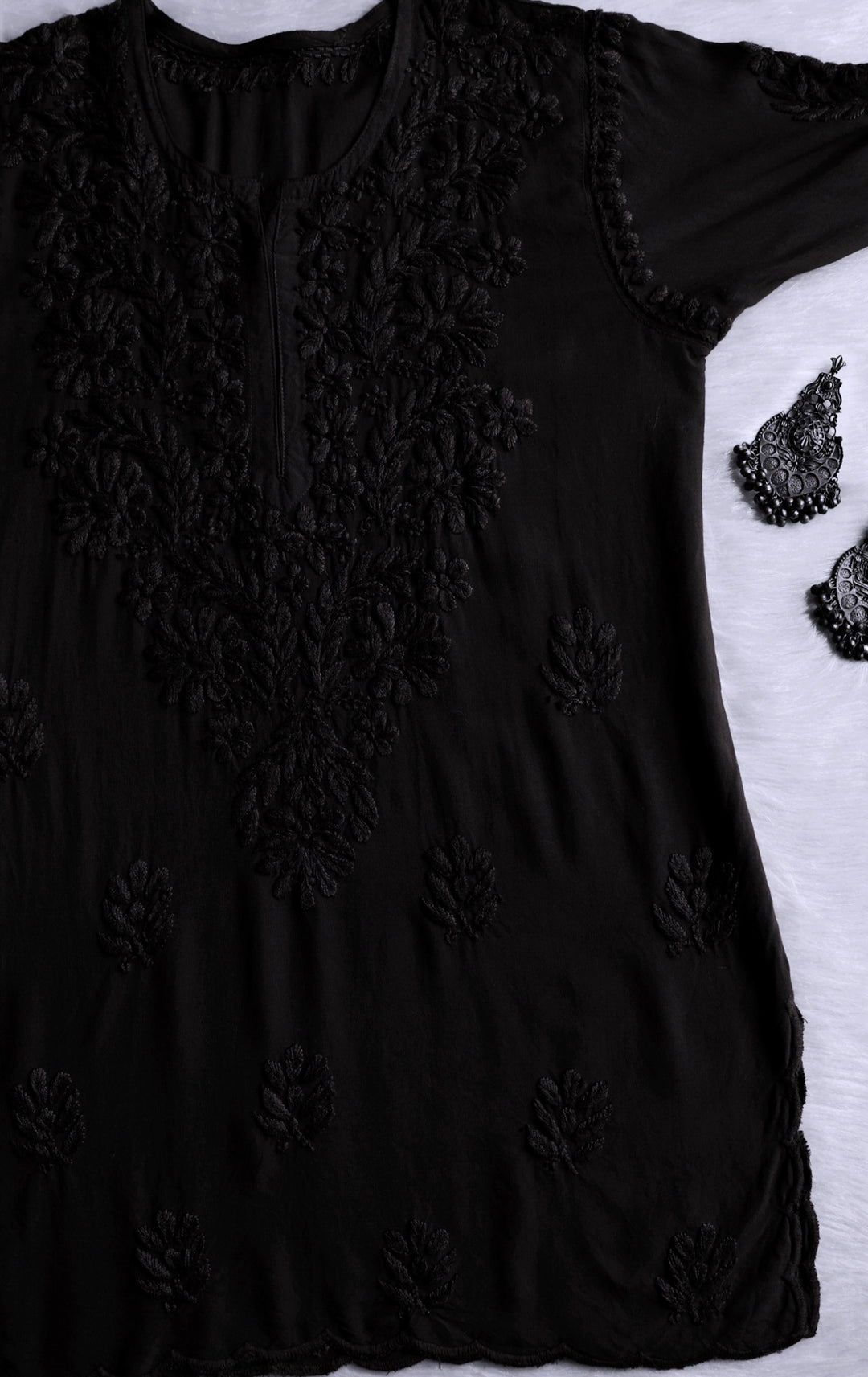 Gul Black Scalloped Short Kurta