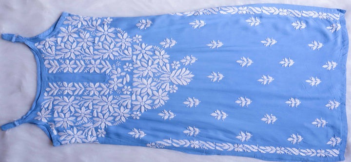 Raaha Ice Blue Sleeveless Rayon Kurta Pant set