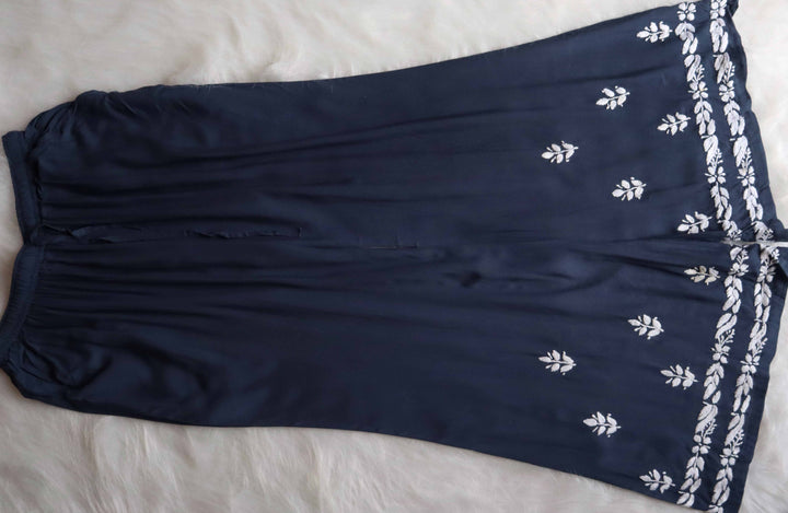 Raaha Grey Sleeveless Rayon Kurta Pant set