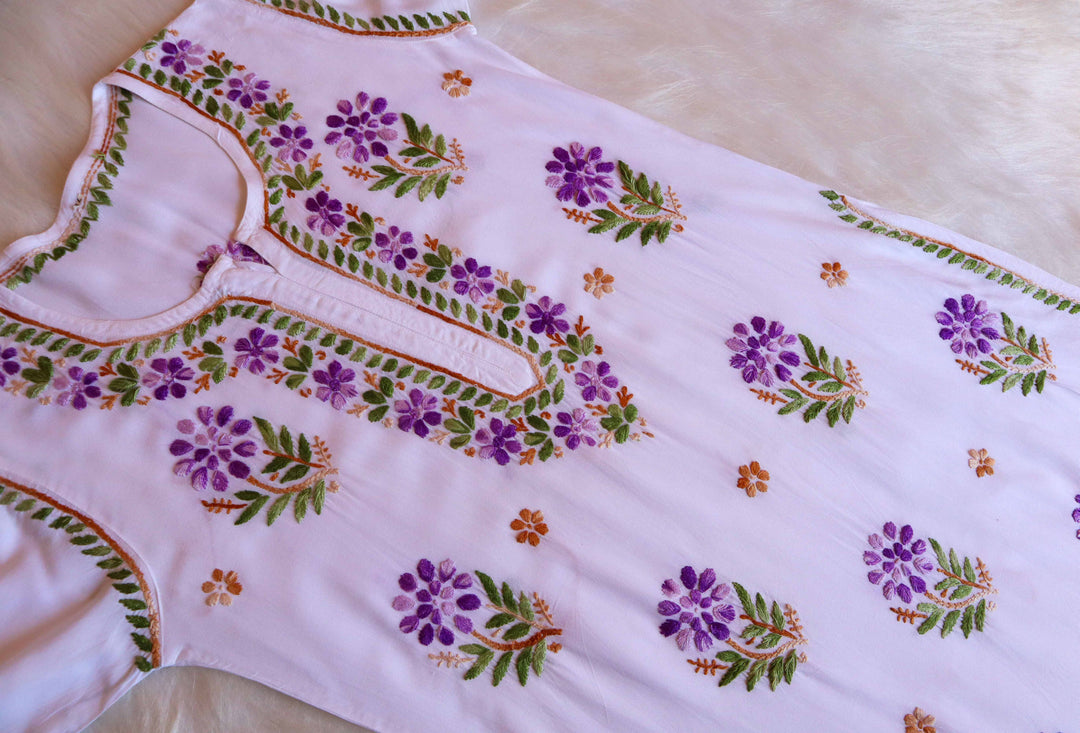 Gul-e-Jahaan White & Purple Rayon Kurta